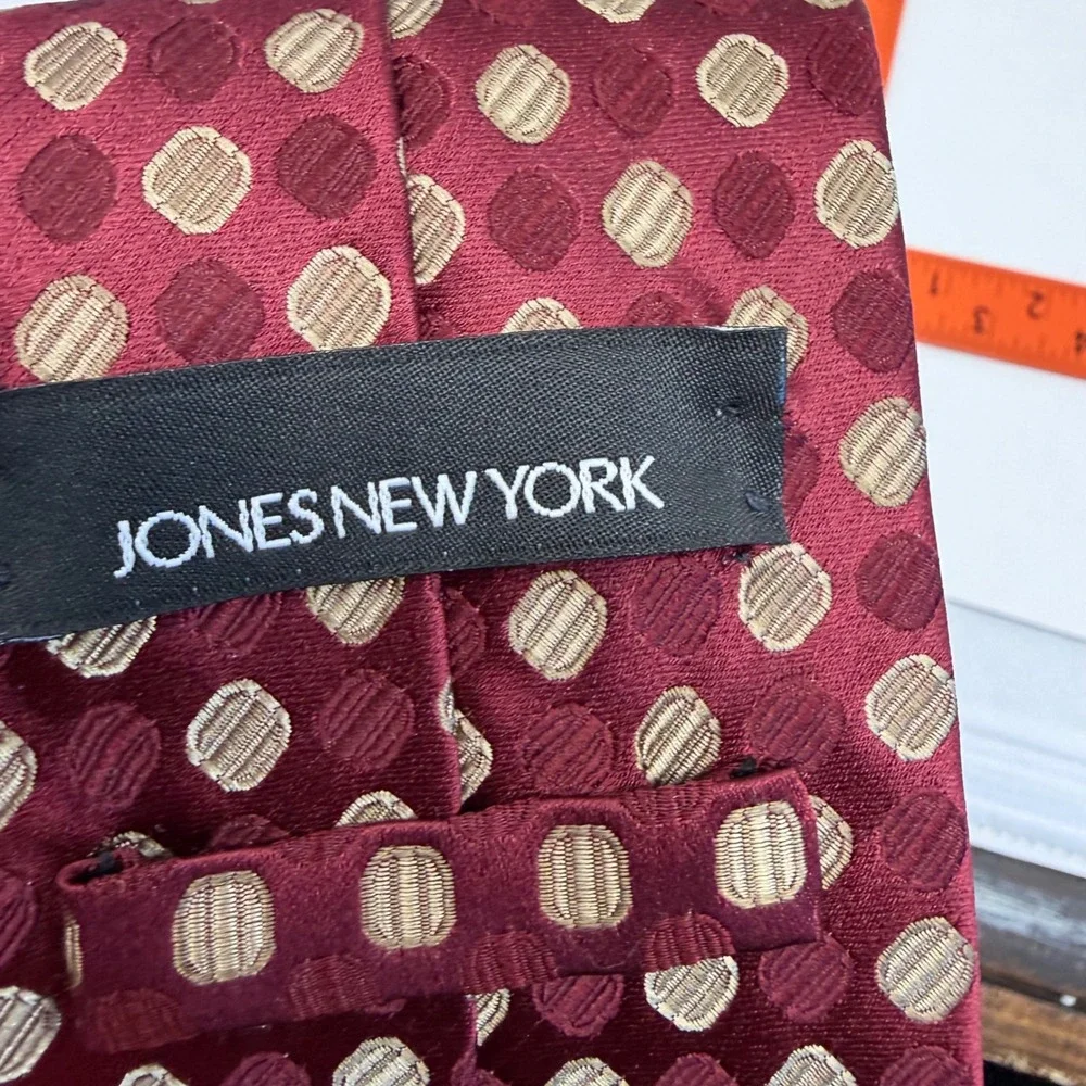 Jones New York Silk Polka Dot Necktie Burgundy‎ Gold Men Formal Business